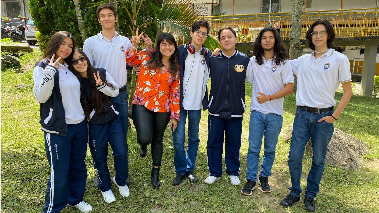 estudiantes y maestros