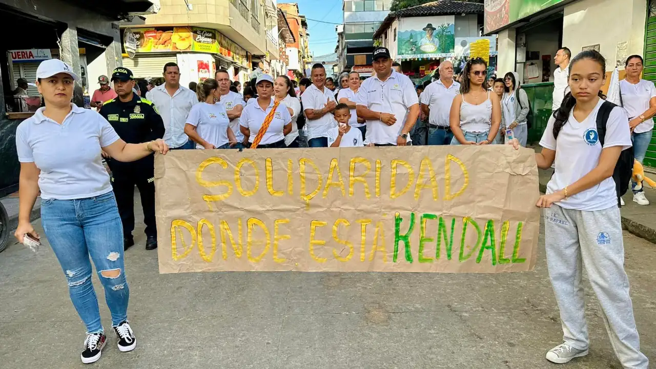San Rafael se une en oración y marcha tras la desaparición de la pequeña Kendall Stephany 2 San Rafael se une en oración y marcha tras la desaparición de la pequeña Kendall Stephany