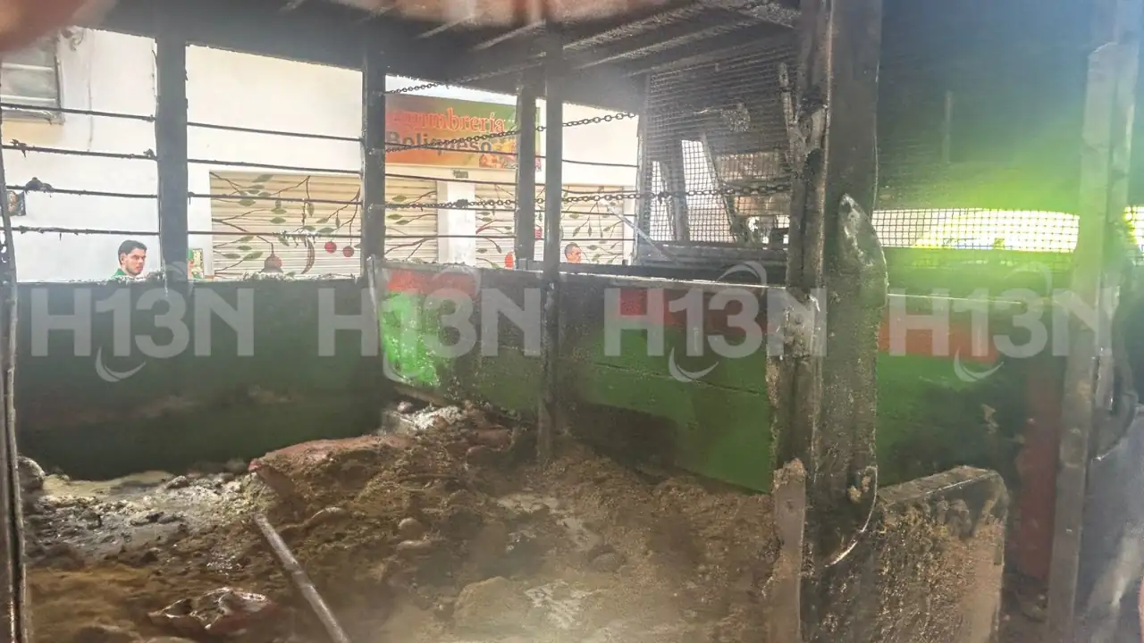 Tragedia en San Rafael: una mujer y un niño pierden la vida al incendiarse una chiva 1 Tragedia en San Rafael, una mujer y un niño pierden la vida al incendiarse una chiva