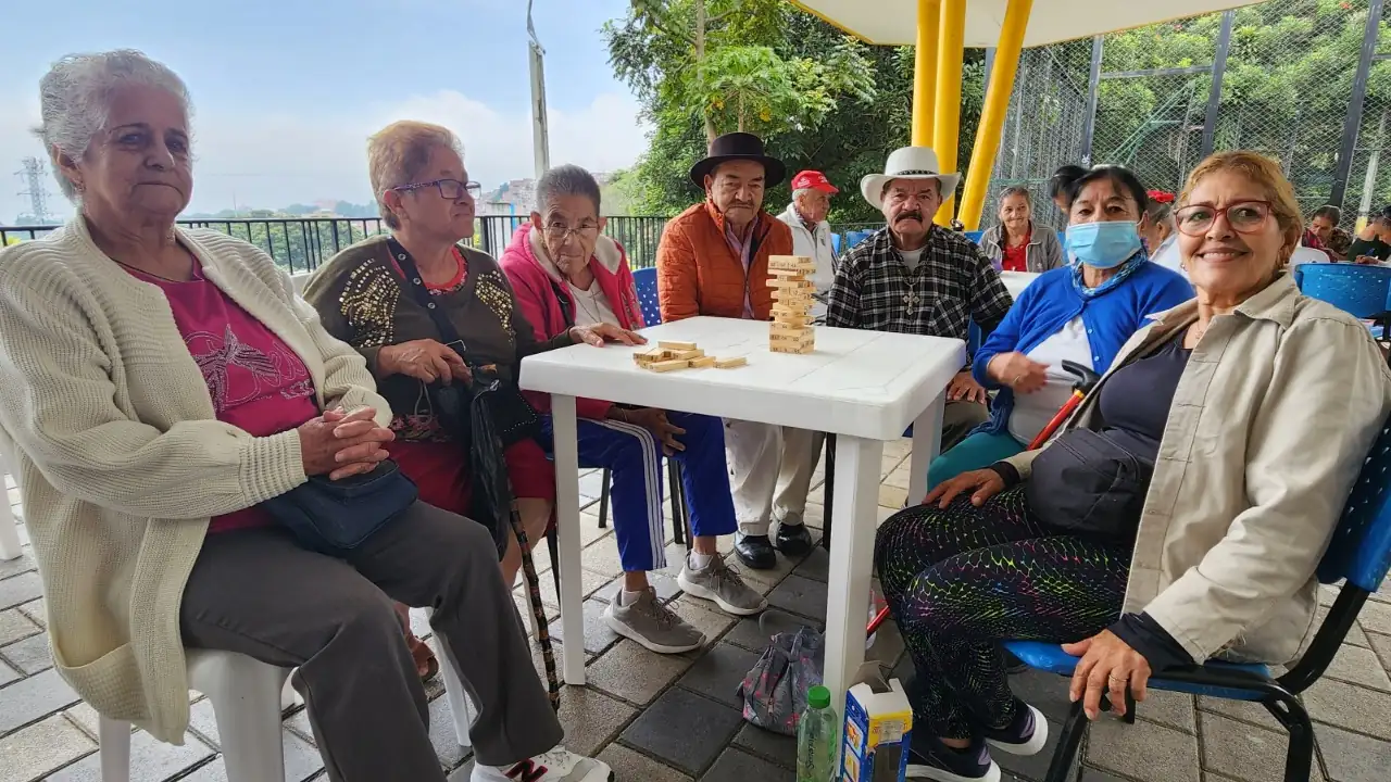 homenaje-personas-mayores