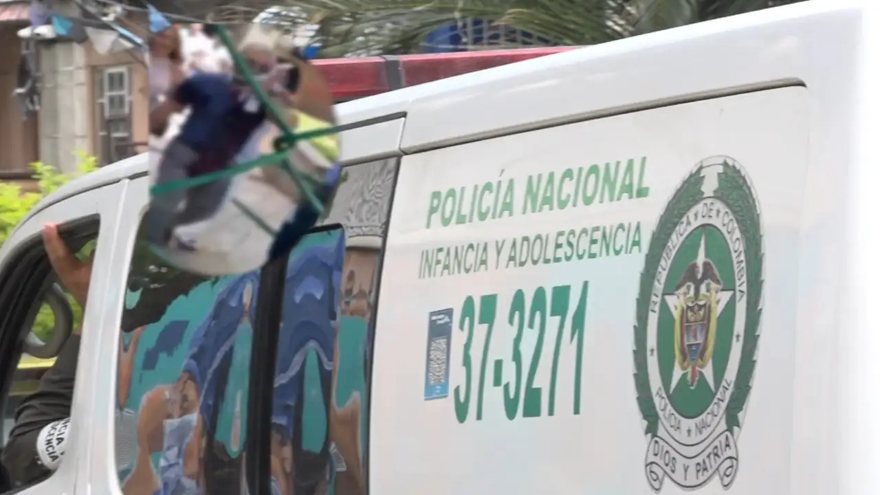 policia-patrulla-riña-Menor-discusión