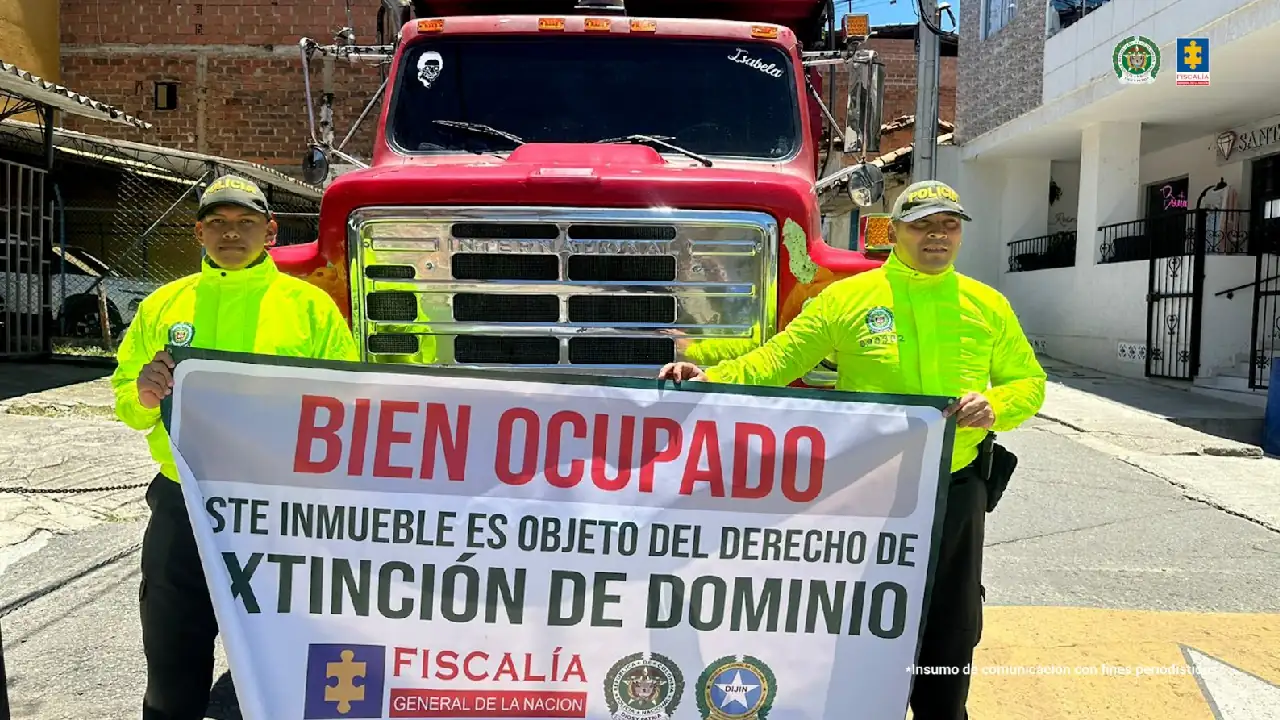 A estructura delincuencial de “Los Pachelly” le confiscaron 13 vehículos con fines de extinción de dominio 1 bienes-incautados-los-pachelly-sae1