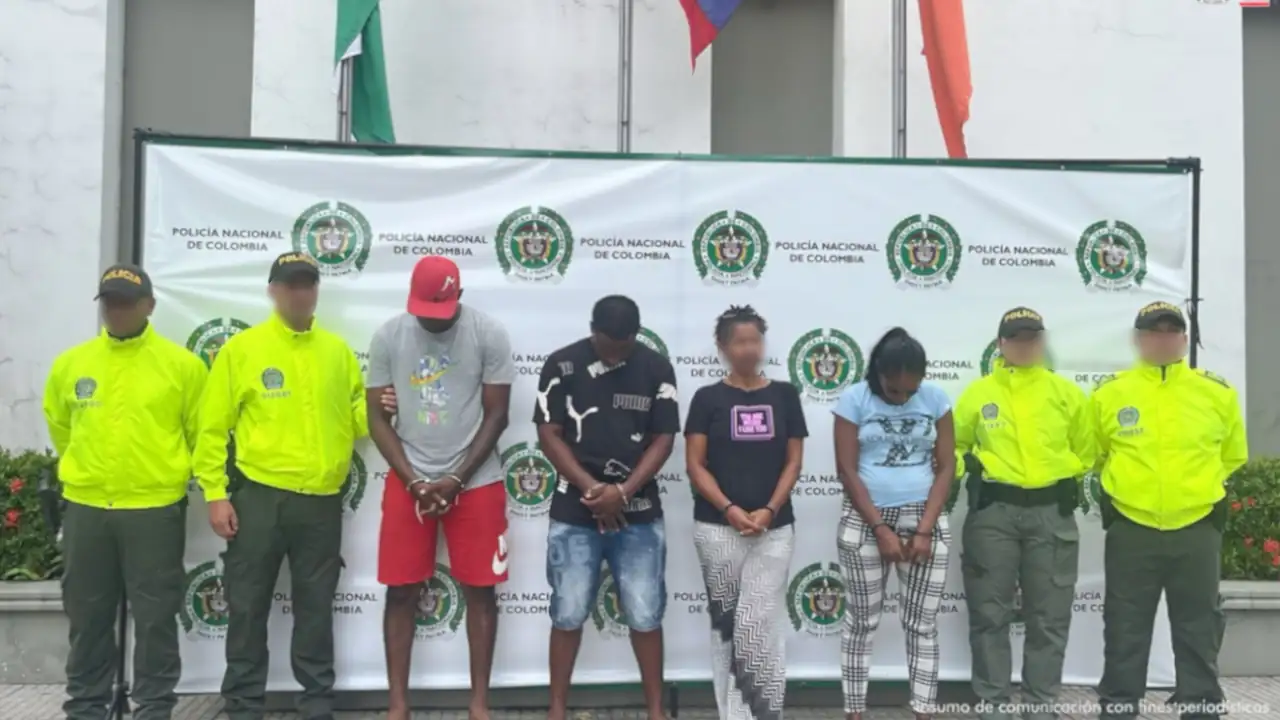 Golpe a redes de tráfico de migrantes: 13 personas fueron capturadas, entre ellas dos funcionarios públicos 1 Red-migrantes-
