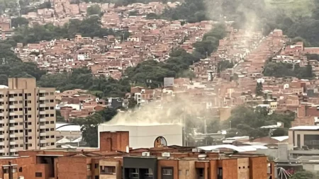Incendio en empresa de Envigado fue controlado por los Bomberos