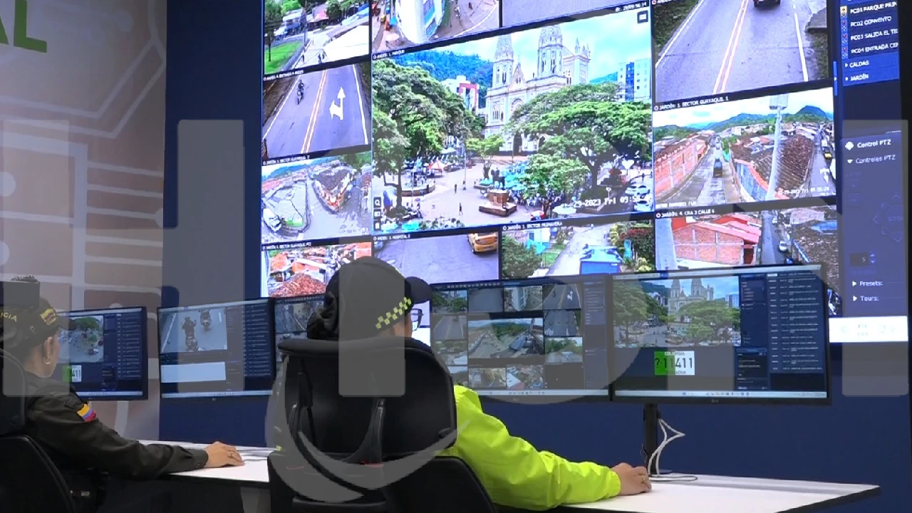 La ‘Línea 123 Mujer Antioquia’ ahora se integra al Nodo Departamental: se busca mayor reacción frente a las denuncias 2 nododepartamental-union-linea123-mujerantioquia1