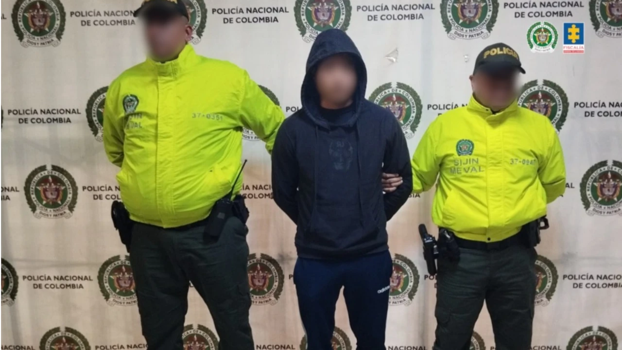 Patrullero de la Policía fue enviado a prisión por presunto homicidio en Medellín
