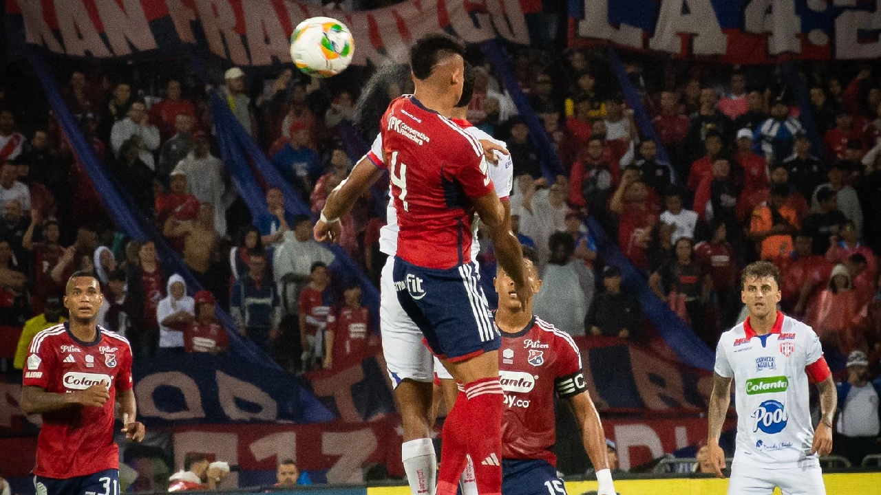 Apenas llegó y al parecer, no volvería a jugar con el Medellín: refuerzo del ‘poderoso’ tendría rotura de ligamento cruzado 2 kevin-mantilla-lesionado-independiente-medellin1