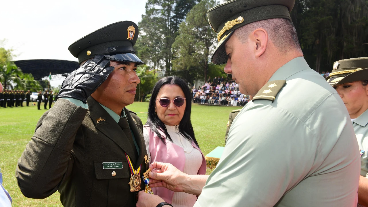 Se refuerza la seguridad en el Valle de Aburrá, 328 nuevos policías llegan para patrullar los 10 municipios 4 nuevos-policias-llegan-valle-aburra-medellin-patrulleros2