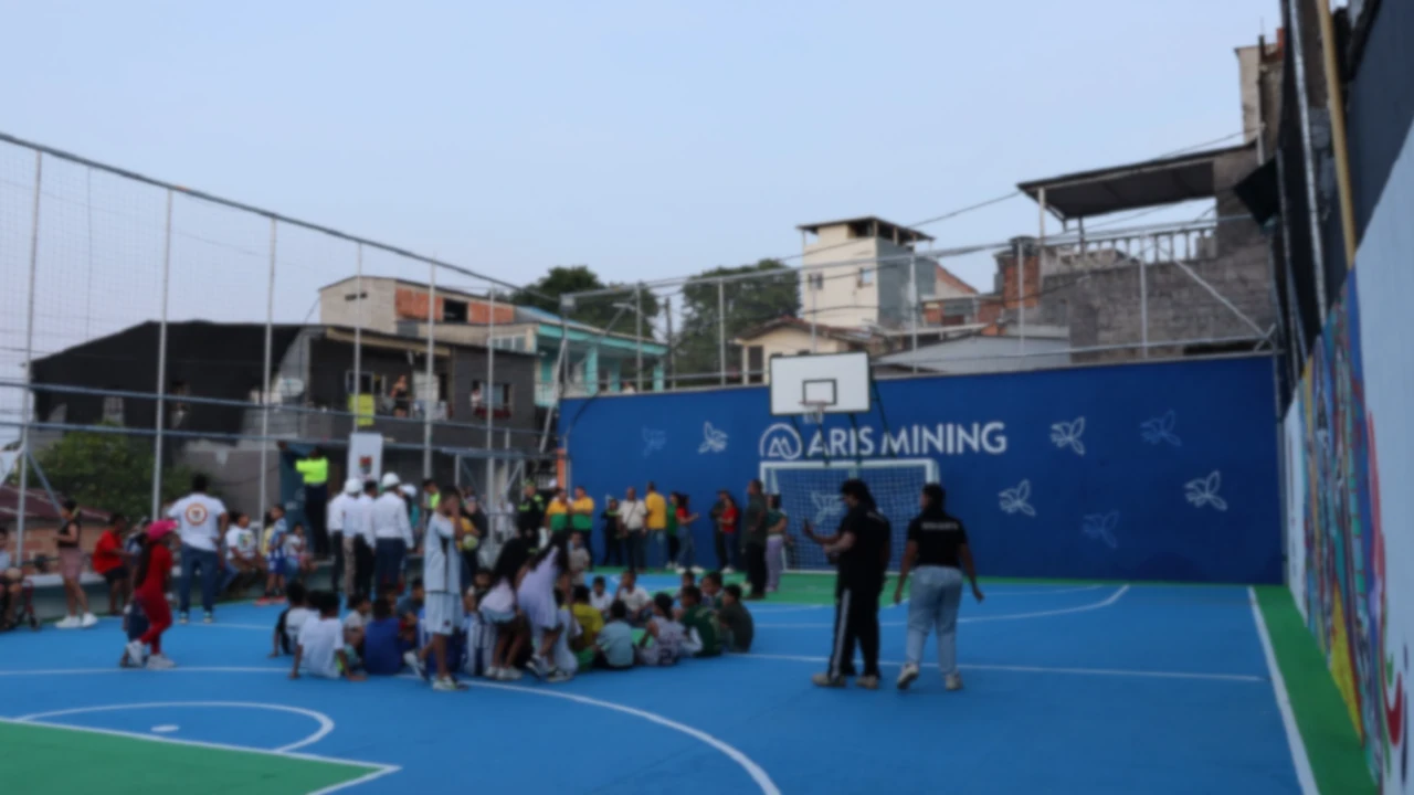 En tres barrios de Segovia más de 820 habitantes se beneficiaron de la renovación de espacios deportivos 1 renocacion-canchas-segovia-arisminig-escenarios-deportivos2