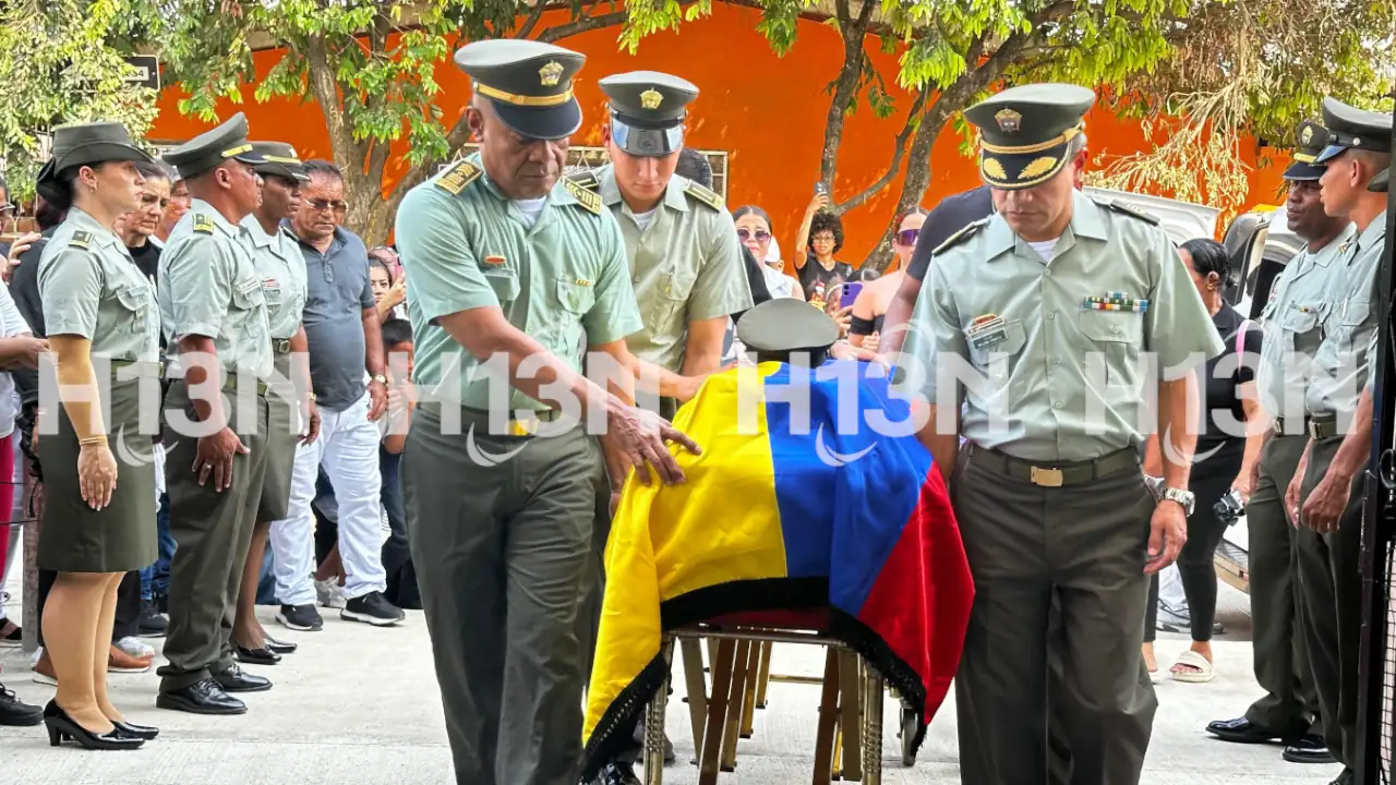 En Urabá, familia y compañeros dieron el último adiós a policía que perdió la vida en accidente