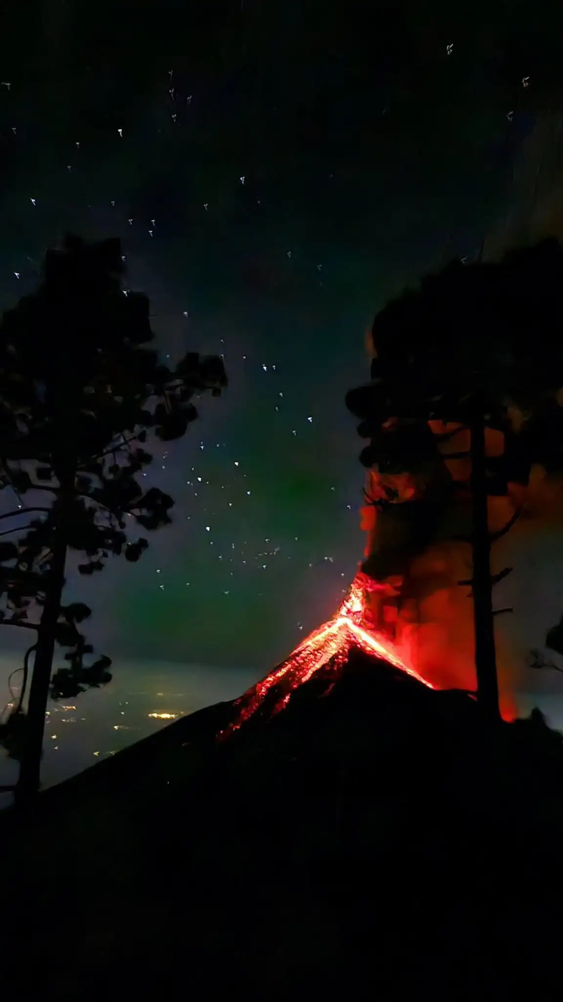 Fotos| ¡Guatemala en alerta! Volcán de Fuego hace masiva erupción y alerta a 30.000 personas 3 Volcán-3