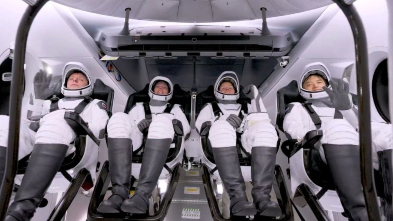 Astronautas-nasa-2025-SpaceX-Crew Dragon