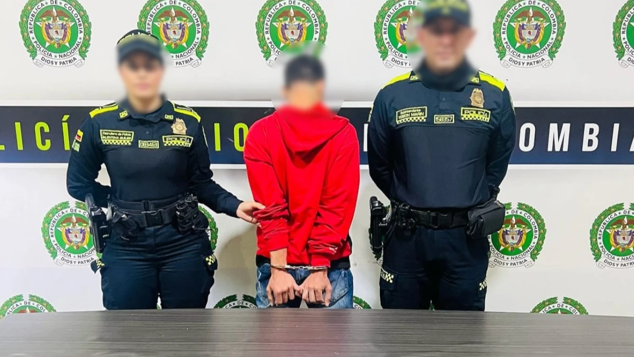 Capturan a tres hombres y hallan un fusil en operativos contra la delincuencia en Manrique 3 opertaivos-seguridad-manrique-armas-incautadas-capturas1