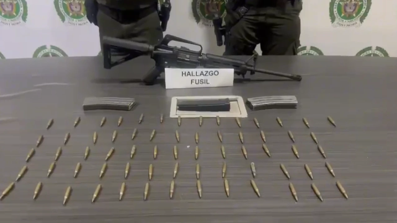 Capturan a tres hombres y hallan un fusil en operativos contra la delincuencia en Manrique 1 opertaivos-seguridad-manrique-armas-incautadas-capturas3