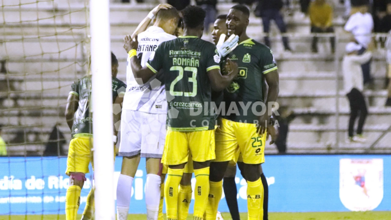 Rionegro Águilas no alza vuelo y volvió a perder en su nido, un autogol le dio la primera victoria en el torneo a Bucaramanga 2 rionegro-aguilas-nueva-derrota-liga-colombiana-bucaramanga4