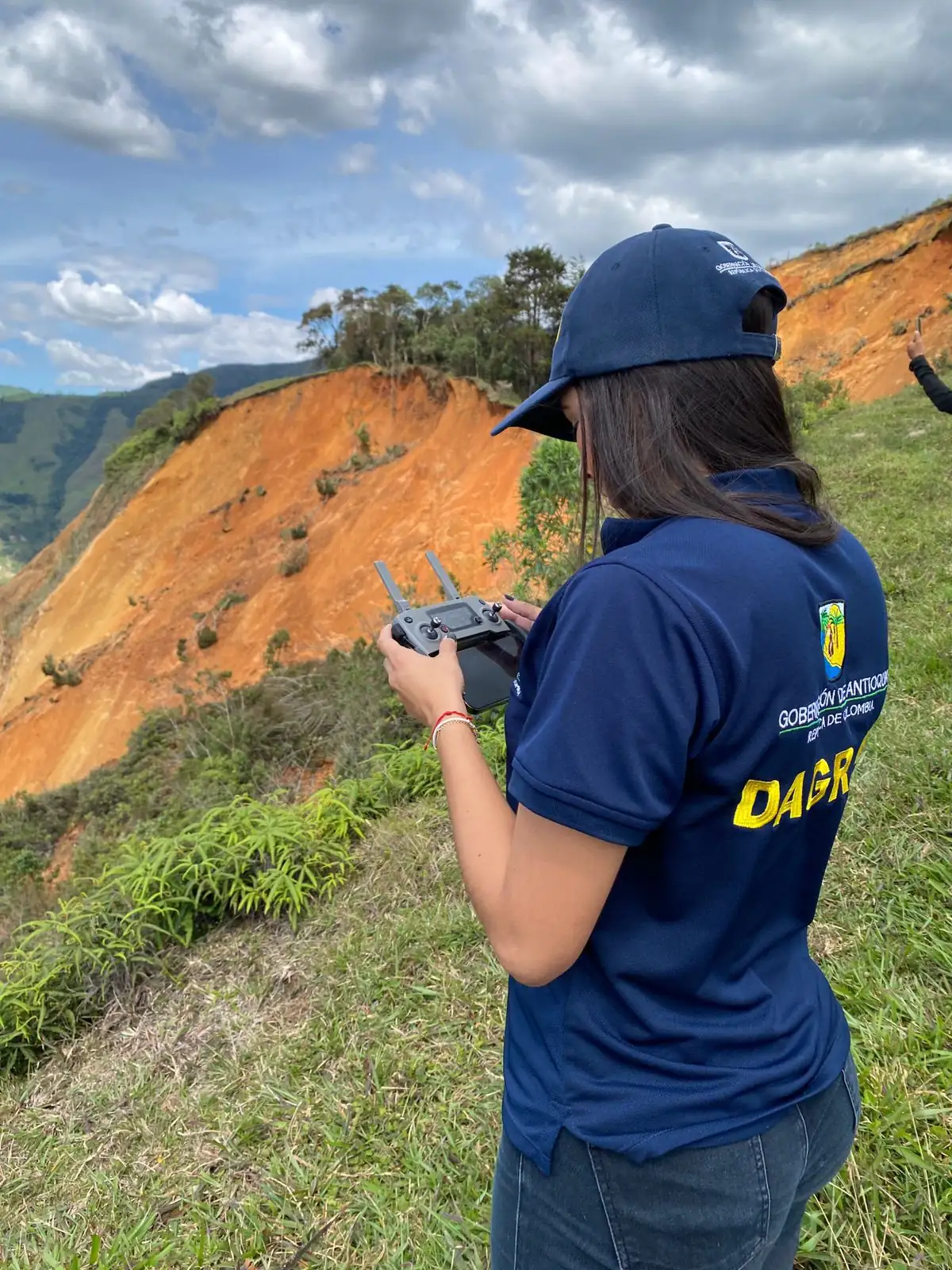 Dagran verifica condiciones tras movimiento en masa en zona rural de Ebéjico 1 Dagran verifica condiciones tras movimiento en masa en zona rural de Ebéjico