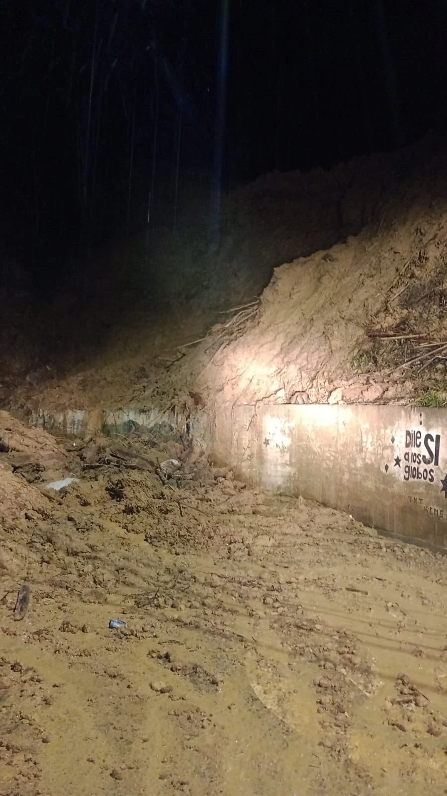 Altavista vuelve a encender alarmas por lluvias: deslizamientos e inundaciones mantienen la alerta 1 Altavista 2