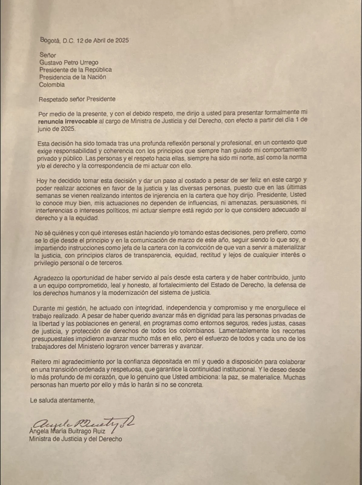 “Intentos de injerencia en su cartera”: ministra de Justicia, Ángela María Buitrago presenta carta de renuncia a Petro 1 Carta-renuncia-MinJusticia