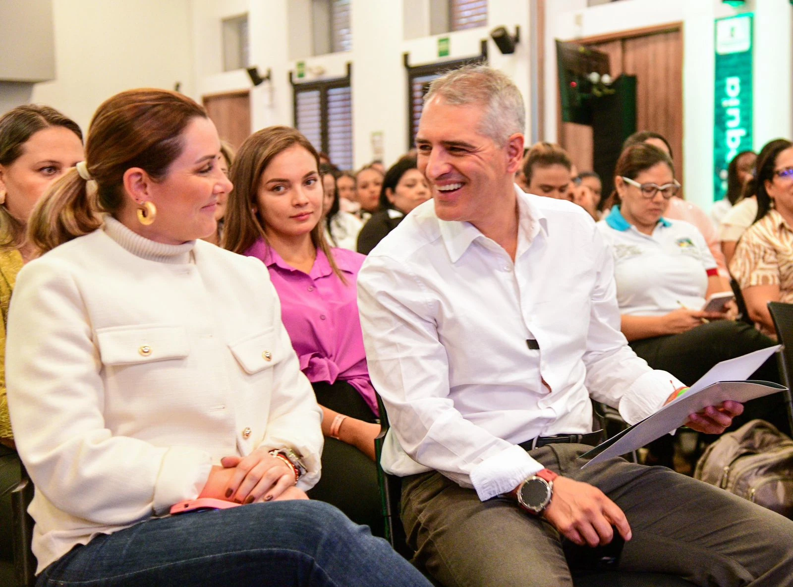 Primeras damas y gestores sociales de 88 municipios se capacitan en Antioquia para fortalecer programas sociales 2 Encuentro Gobernacion 2