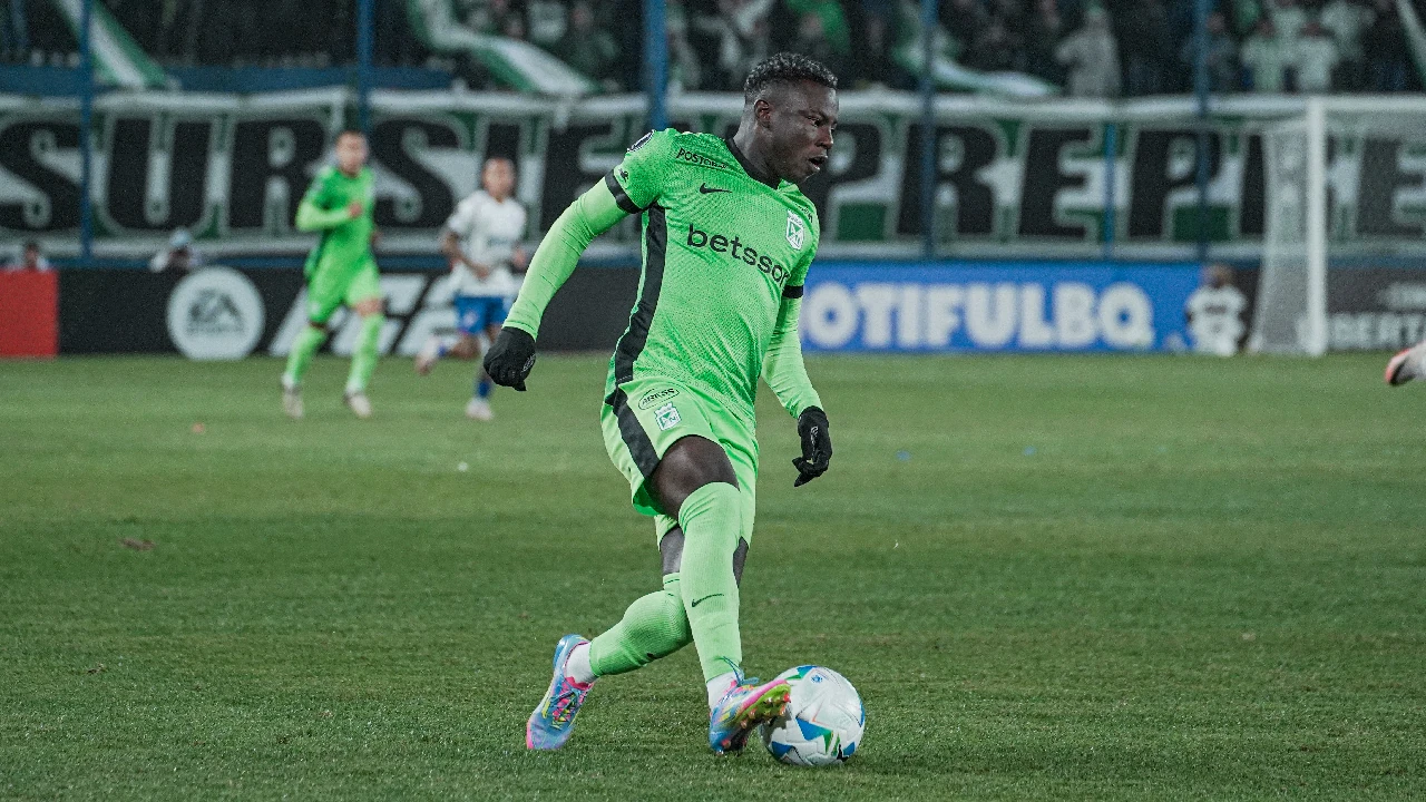 Nacional se derrumba de visita: nueva derrota en Uruguay le costó el liderato del grupo en la Libertadores 2 atletico-nacional-nueva-derrota-visitante-copa-libertadores2