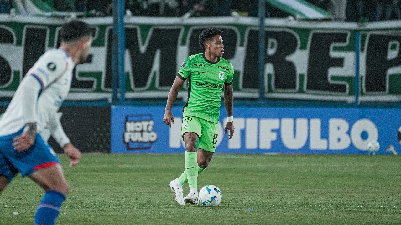 Nacional se derrumba de visita: nueva derrota en Uruguay le costó el liderato del grupo en la Libertadores 1 atletico-nacional-nueva-derrota-visitante-copa-libertadores3