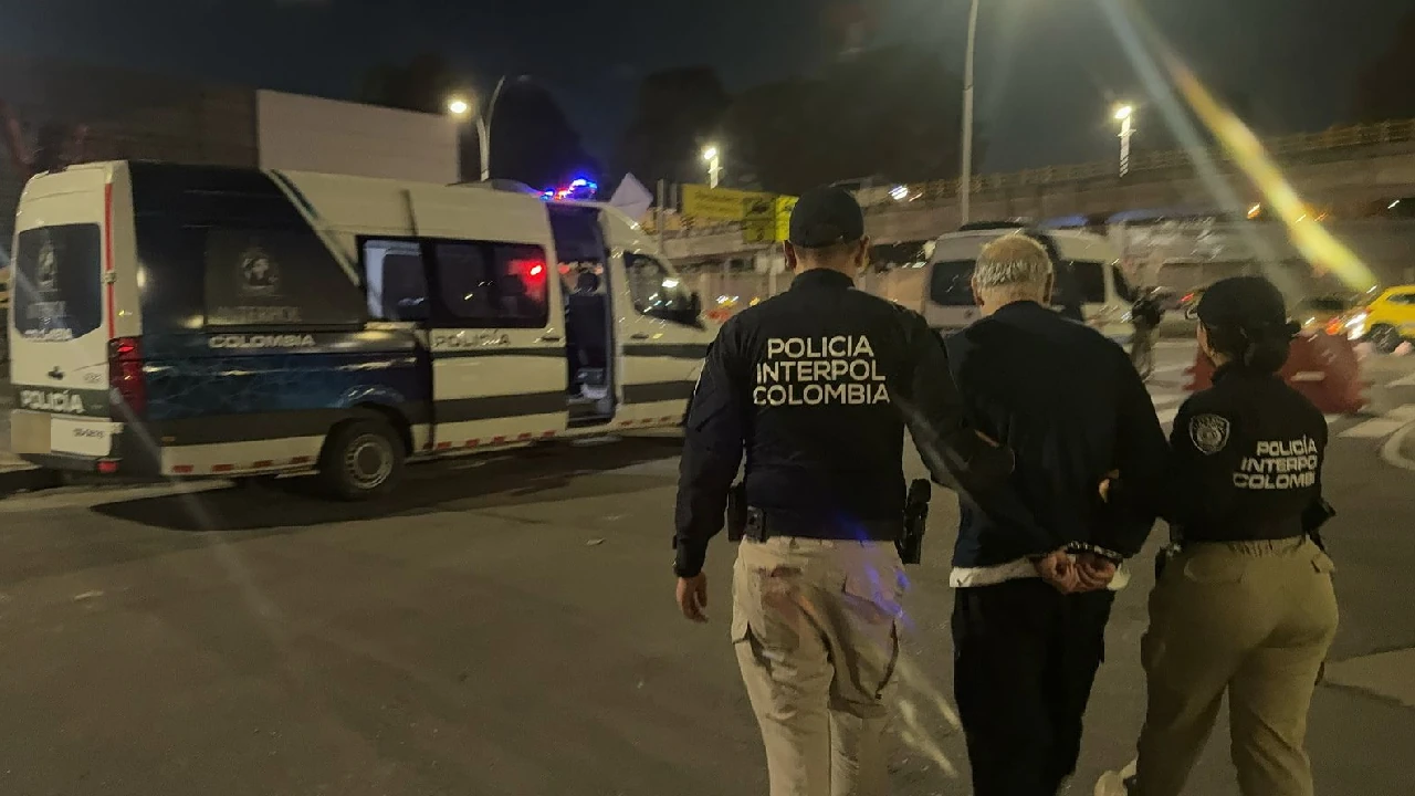 ¡Estuvo prófugo 27 años! Tras ser deportado de EE.UU., capturan a hombre que habría asesinado a su esposa en La Estrella 3 captura-profugo-justicia-colombiana-homicidio-esposa-laestrella1