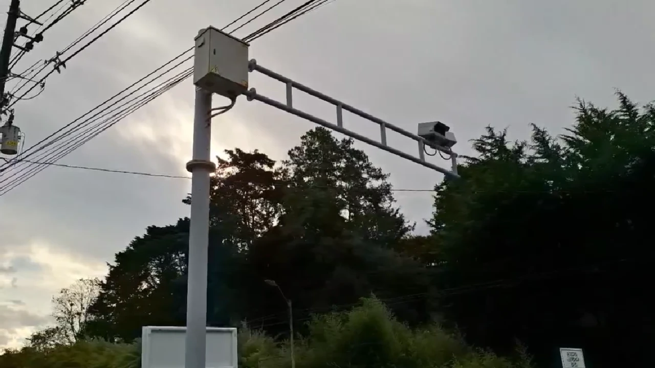 Rionegro instala nuevas cámaras de fotodetección en Zonas Viales Seguras para reducir la siniestralidad 1 instalan-nuevas-camaras-fotodeteccion-rionegro2