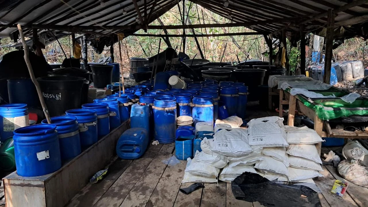 En Antioquia el Ejército ha destruido 31 complejos de coca del Clan del Golfo en lo que va del 2025 5 laboratorios-complejos-cocaina-desmantelados-antioquia-cordoba4