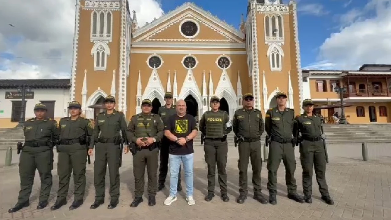 Abejorral refuerza su seguridad con capturas clave y llegada de nuevos uniformados de la policía 2 refuerzo-seguridad-municipio-abejorral2