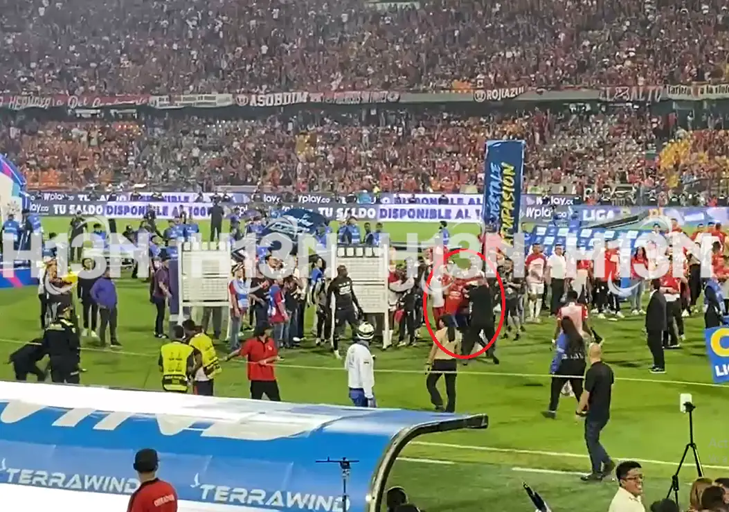 Algunos hinchas quisieron armar bochinche cuando terminó el partido entre el DIM y Santa Fe