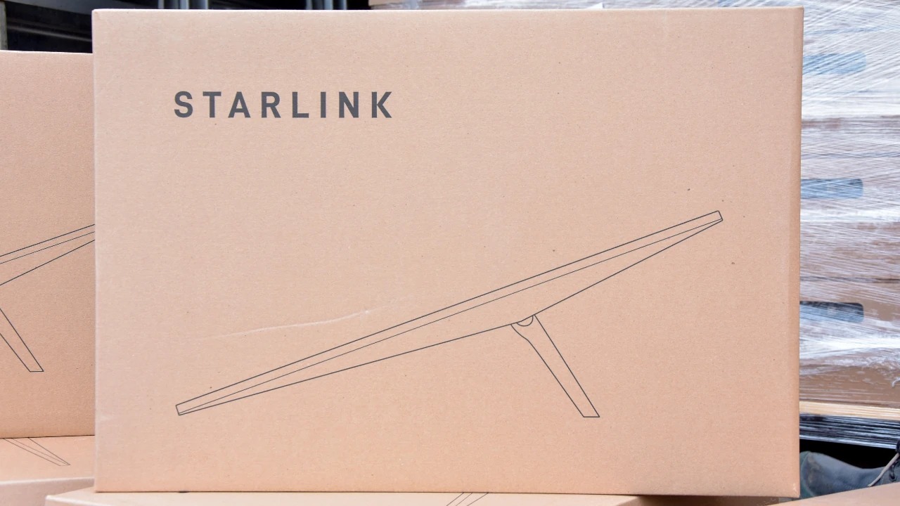 UNGRD fortalecerá las comunicaciones en emergencias con 56 antenas satelitales Starlink 4 antenas-ingrd-recibe-donacion-spacex-estadosunidos-monitoreo-emergencias1