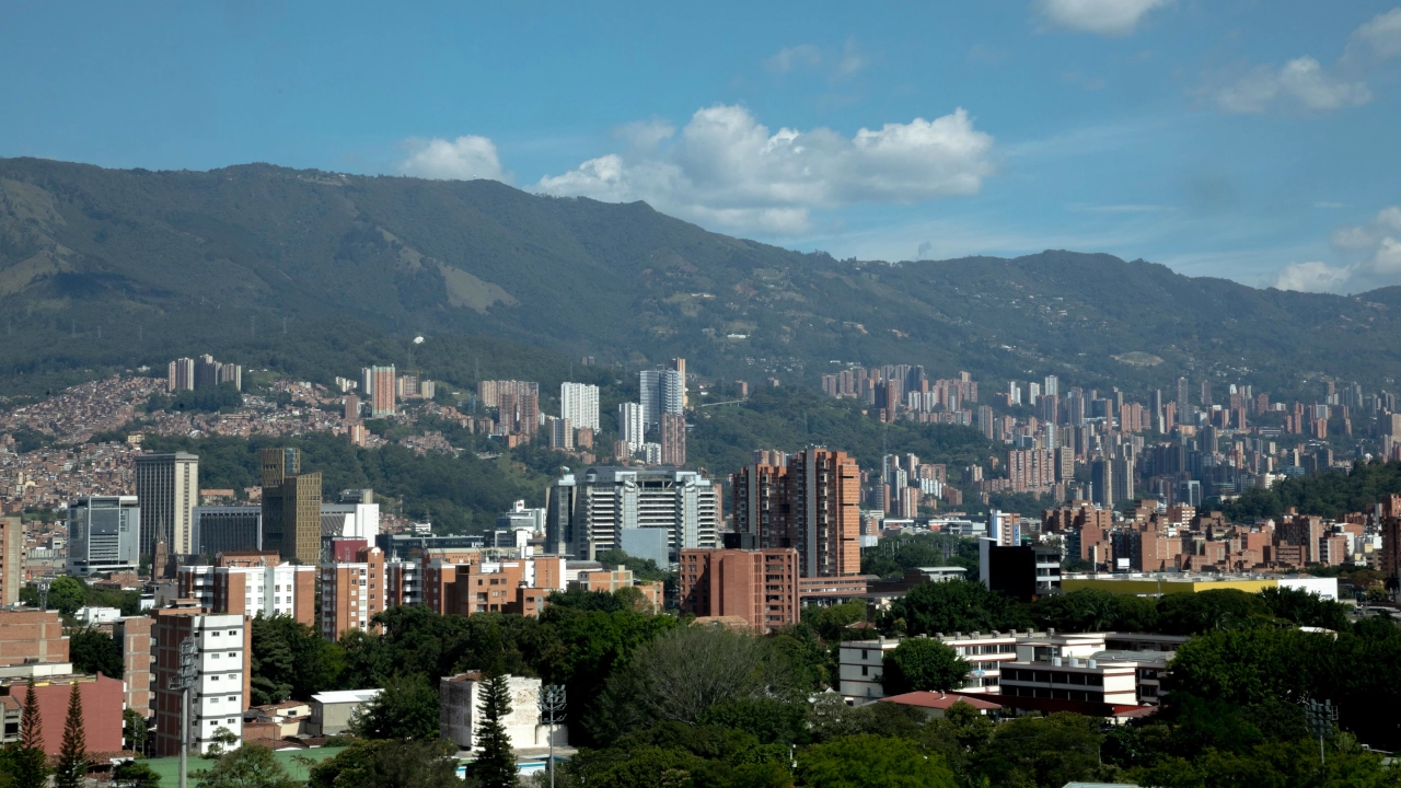 ¿Por qué sigue lloviendo si se supone que inició la temporada seca en el Valle de Aburrá?: le contamos 1 lluvias(4)