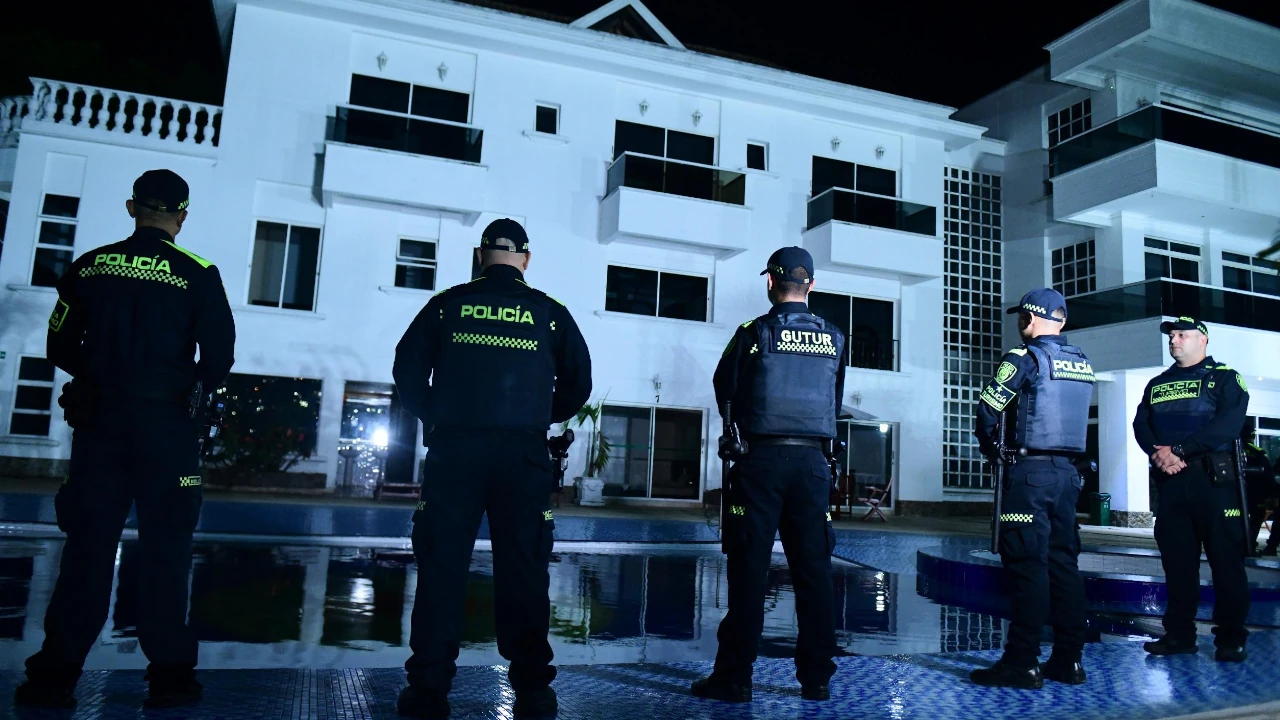 Policía intensifica vigilancia en el Valle de Aburrá para proteger a menores durante temporada vacacional 2 policia-intensifica-labores-seguridad-menores-vacaciones-valleaburra2