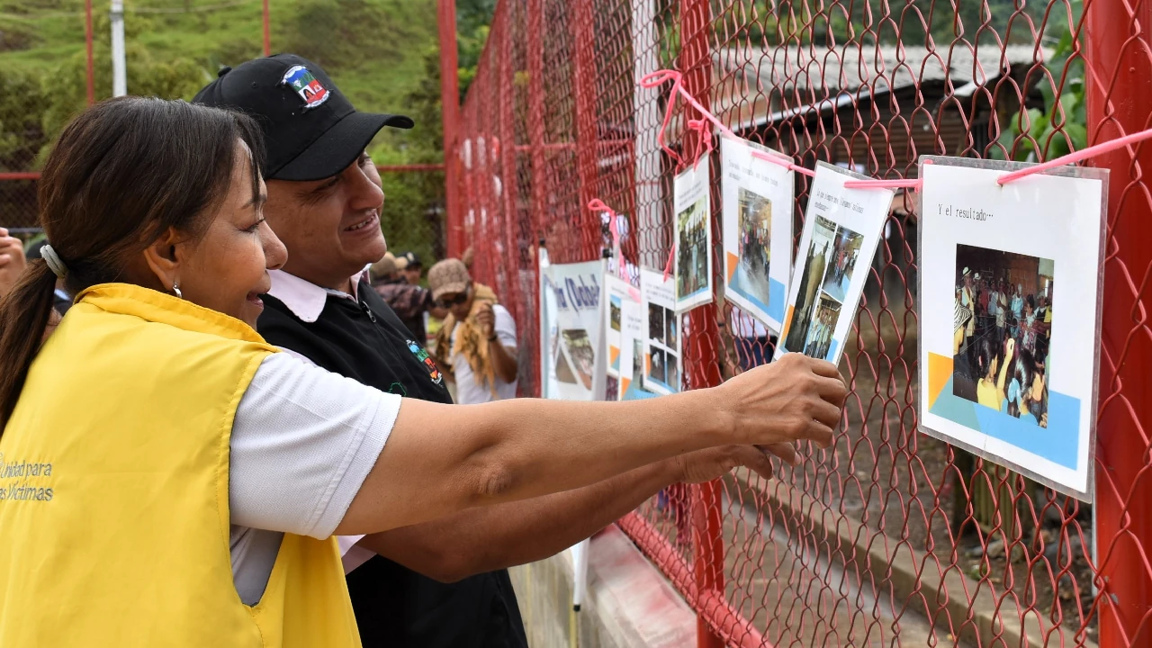 Dabeiba renace con cancha y parque infantil: víctimas del conflicto transforman su territorio con obras de reparación 3 reparacion-victimas-conflicto-armado-dabeiba-cancha-parque3