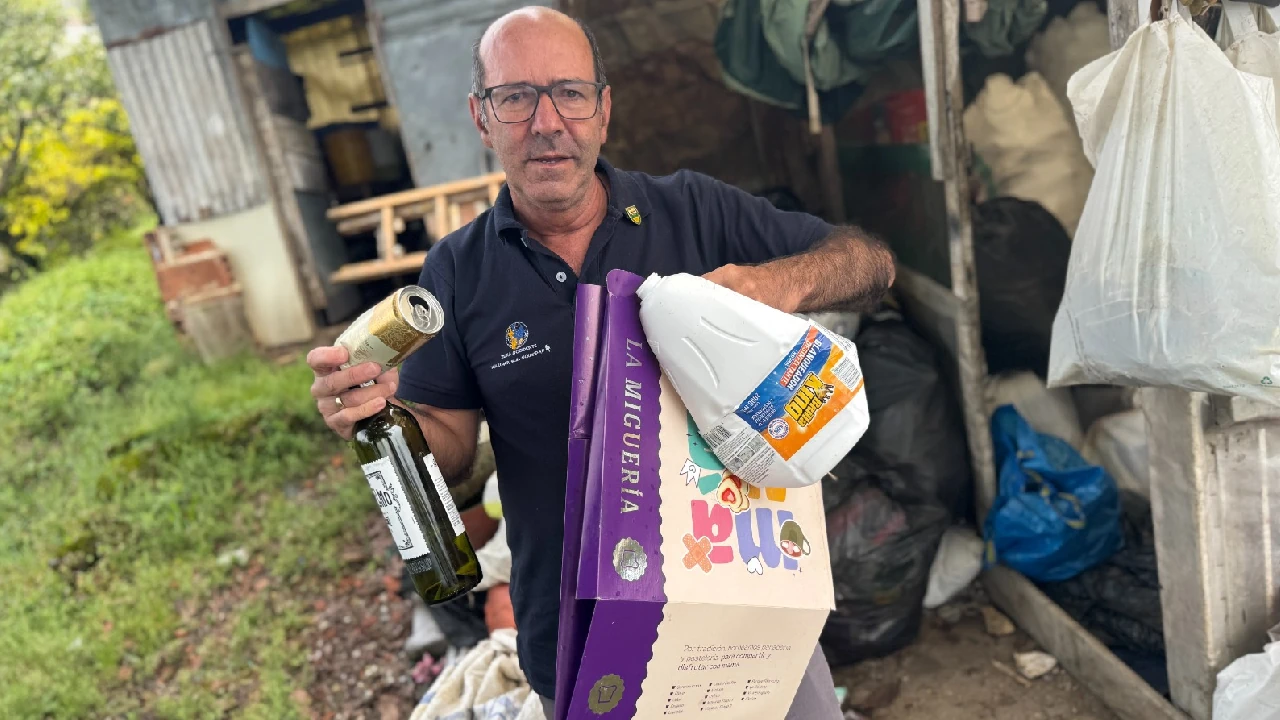 Comunidad de la vereda Potreritos en San Antonio de Prado recolectó más de 3.000 toneladas de reciclaje 2 toneladas-residuos-recolectadas-comunidad-sanantonioprado1