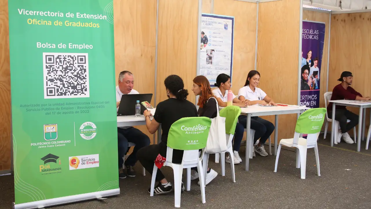 Más de 1.300 vacantes disponibles en Antioquia a través de Comfenalco