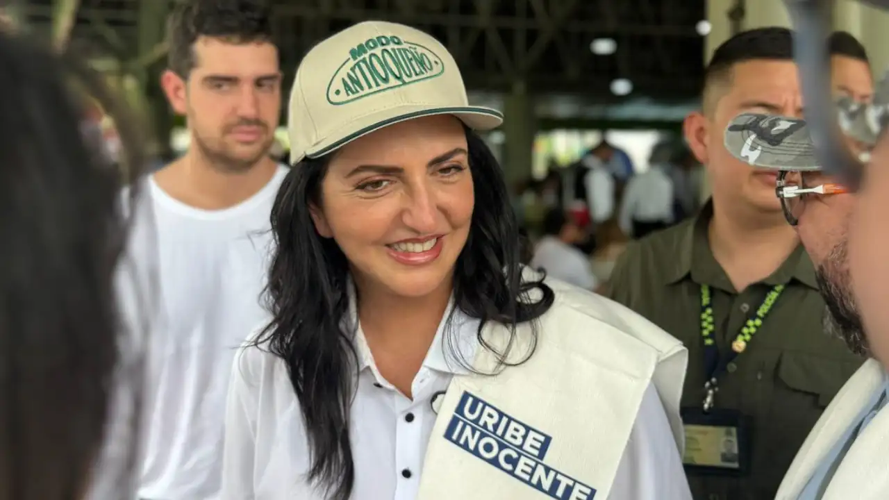 María Fernanda Cabal deja claro en Urabá que, sin seguridad, no hay desarrollo ni paz 2 María Fernanda Cabal deja claro en Urabá que, sin seguridad, no hay desarrollo ni paz