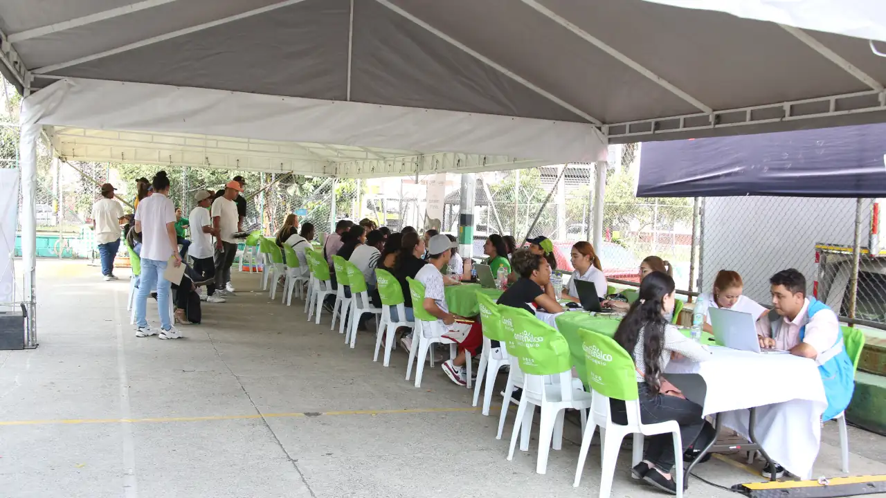 Más de 1.300 vacantes disponibles en Antioquia a través de Comfenalco 1 Más de 1.300 vacantes disponibles en Antioquia a través de Comfenalco