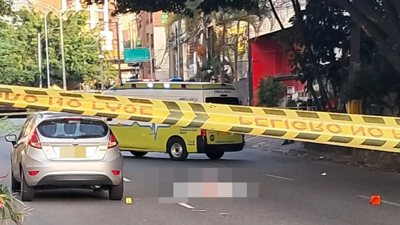 Dos mujeres fueron atropelladas en la Avenida 33 de Medellín una murió en el lugar