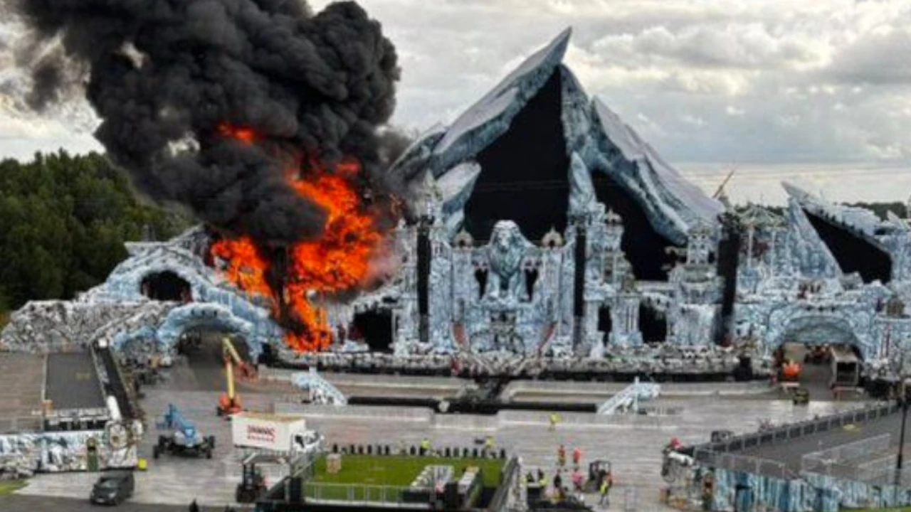 escenario principal de Tomorrowland