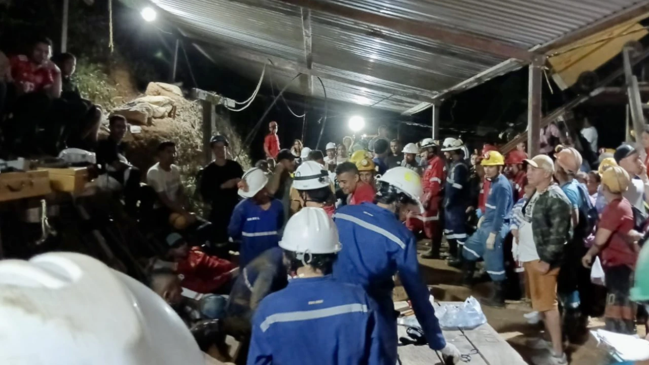 Mineros