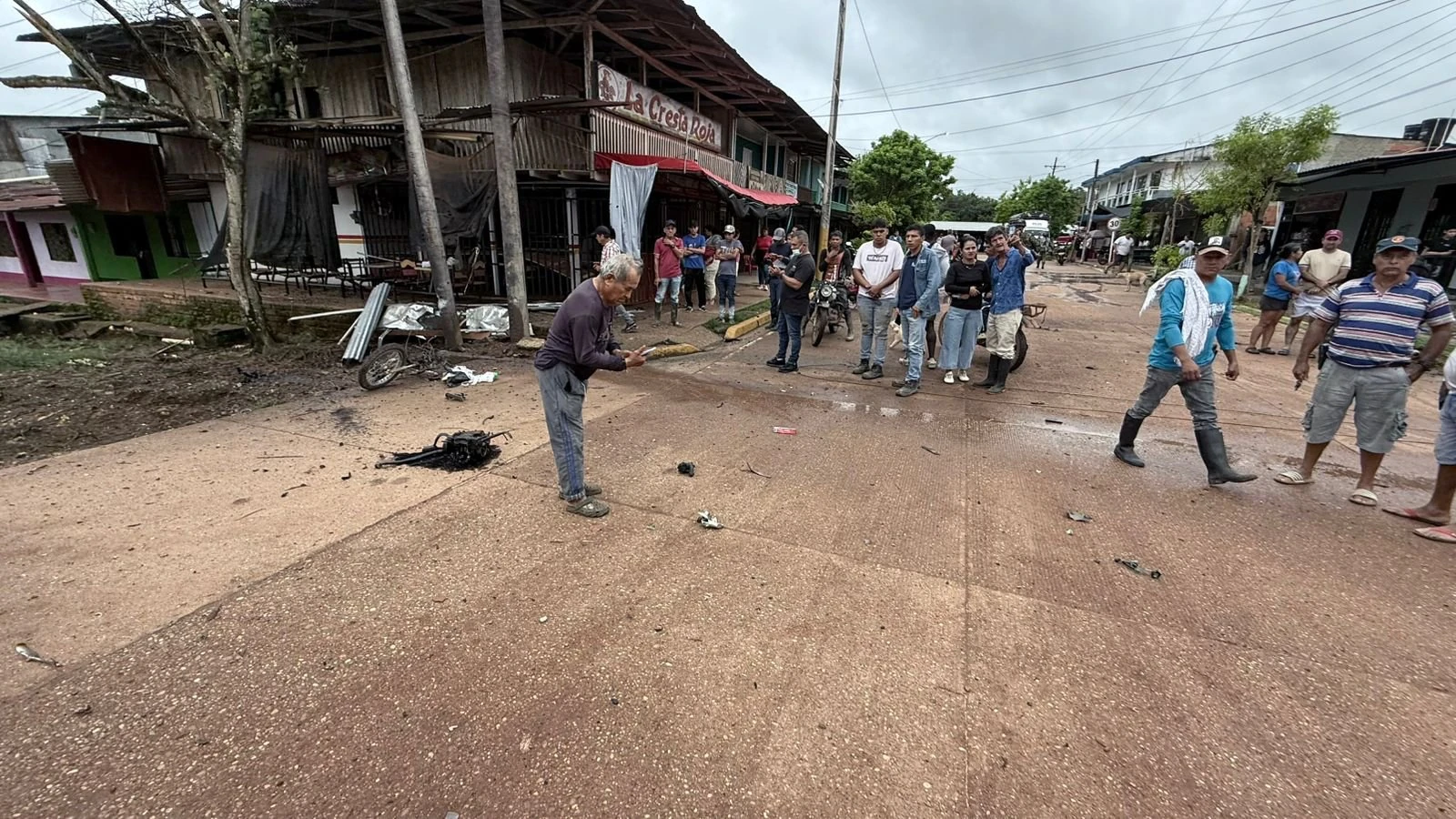 ¡Atención! Explosión de motobomba en Guaviare dejó cuatro soldados y dos civiles heridos 1 Motobomba Guaviare 2