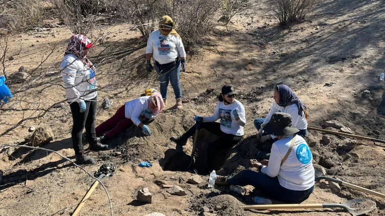 las hermanitas estaban abrazadas 2 Sonora 2