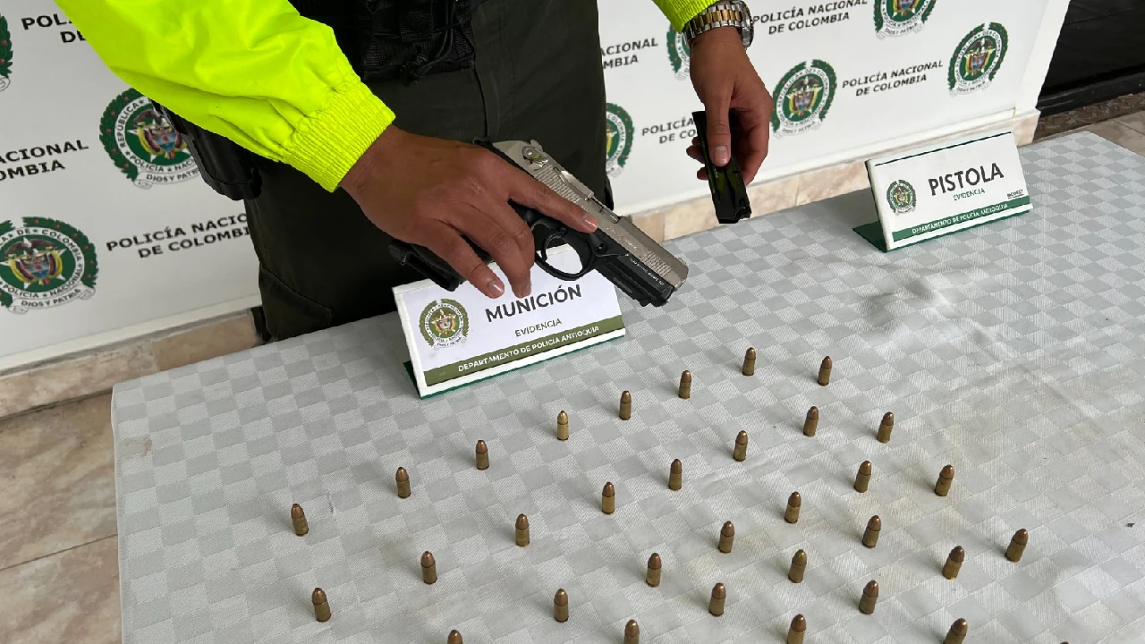 Ataque frustrado al Clan del Golfo en Támesis: capturados dos cabecillas armados, uno resultó herido 2 capturados-tamesis-presuntos-cabecillas-clangolfo-enfrentamientos1