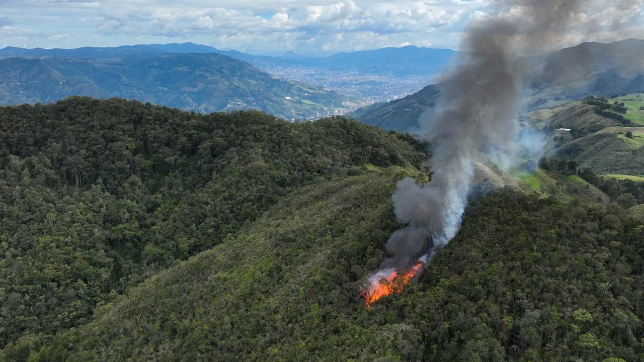 Desmantelaron complejo cocalero en Girardota: producía una tonelada semanal de droga para enviar al exterior 4 complejo-cocalero-desmantelado-girardota-hasta-dormitorios3