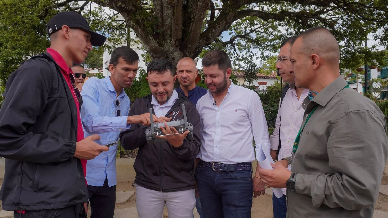 elretiro-cuenta-dron-inteligencia-artificial-seguridad-vigilancia1