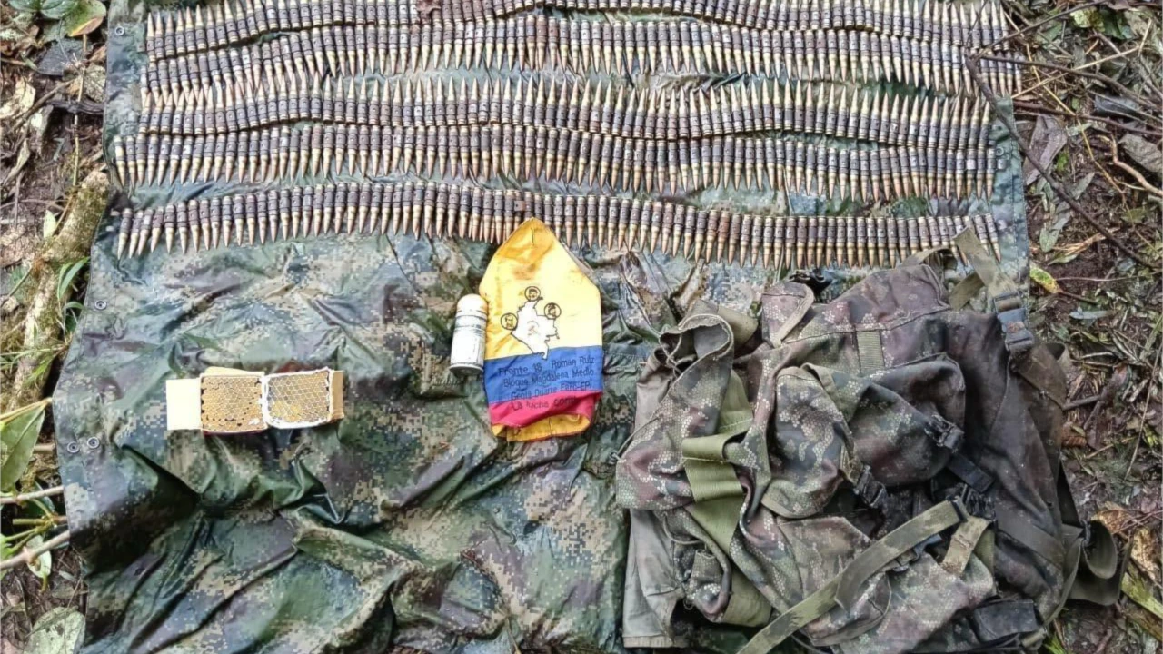 desmantelan campamento y decomisan arsenal de guerra 3 golpe-disidencias-farc-alias-calarca-ituango2