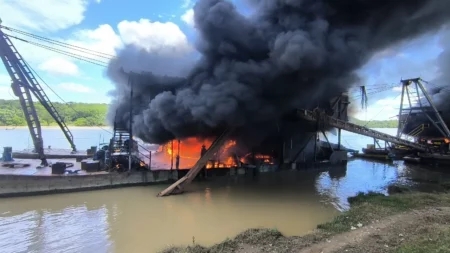 mineria-ilegal-bajo-cauca-antioqueño-destruccion-maquinaria-clangolfo