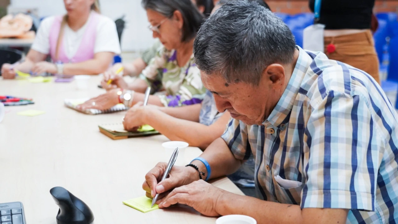 Medellín avanza en la revisión del Plan de Ordenamiento Territorial con enfoque participativo e inclusivo 1 POT-Medellín