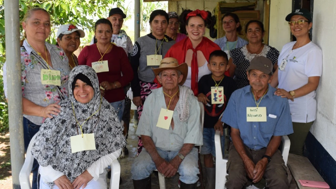 Antioquia fortalece la salud emocional con proyecto que llegará a 5 mil personas en 2025 3 proyecto-bienestar-salud-gobernacion-antioquia-municipios2